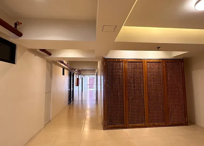 Apartment Vibes Fully Furnished In Royal Oceancrest Mactan *