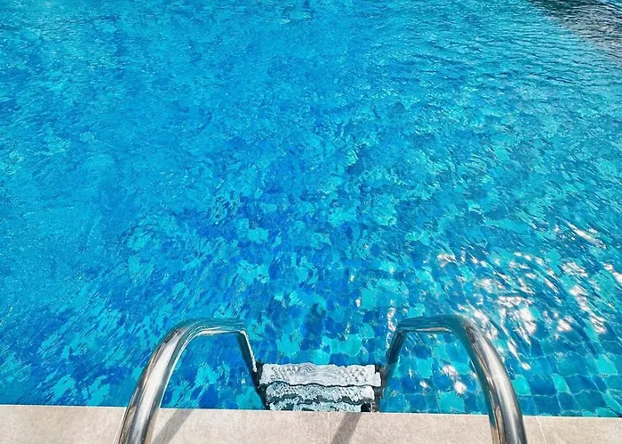 Apartment Vibes Fully Furnished In Royal Oceancrest Mactan